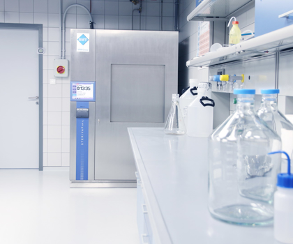 Große Dampfsterilisatoren